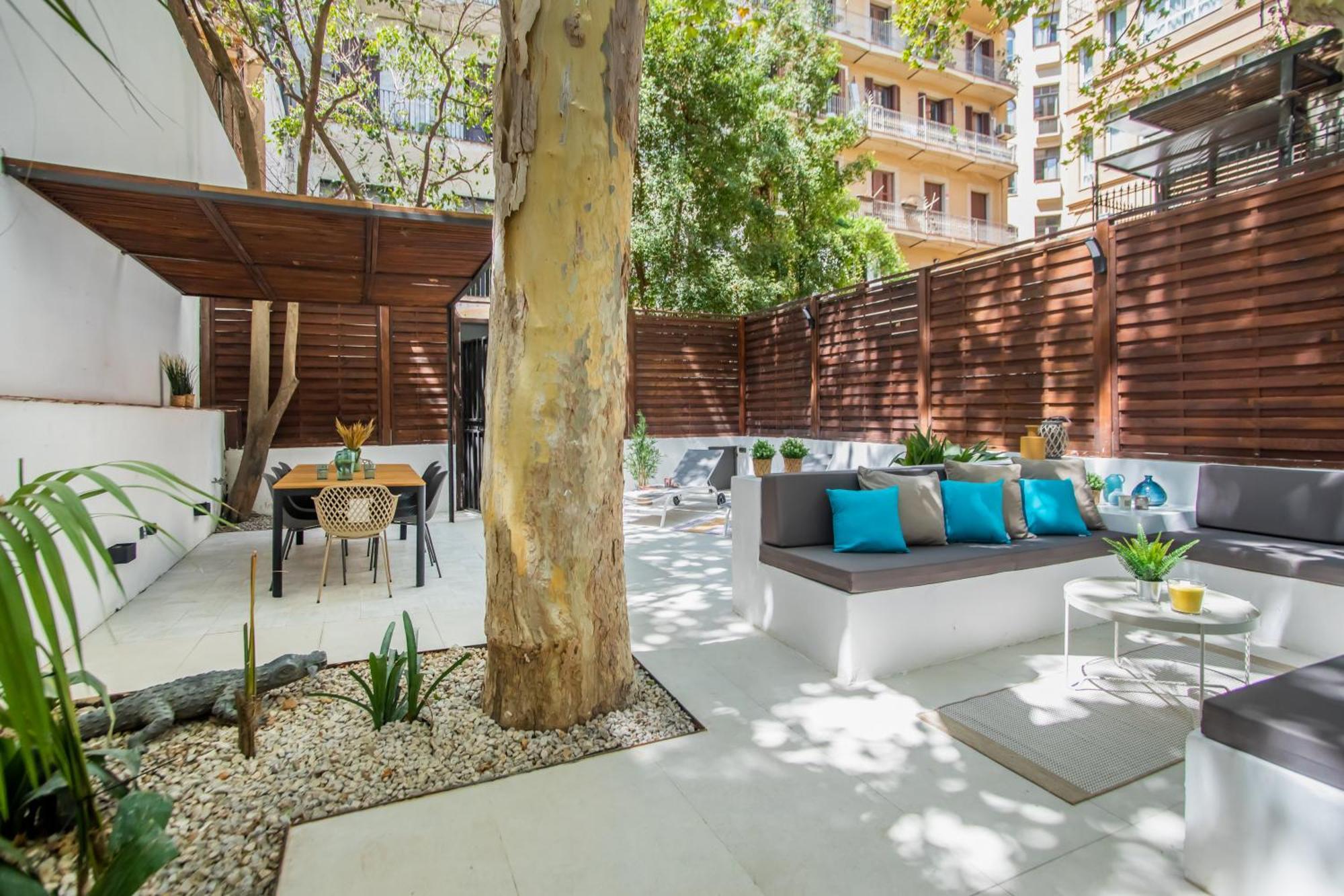 Tendency Apartments 9 Barcelona Bagian luar foto