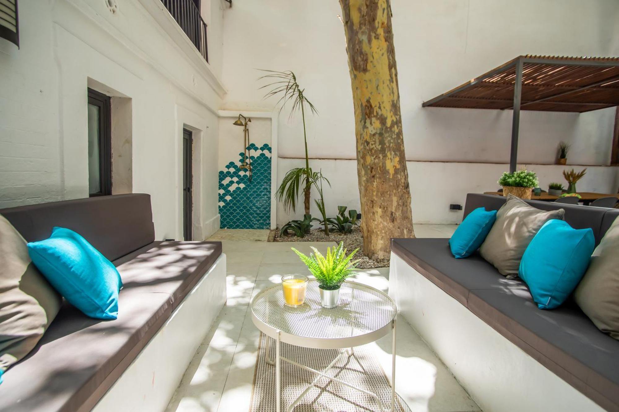 Tendency Apartments 9 Barcelona Bagian luar foto